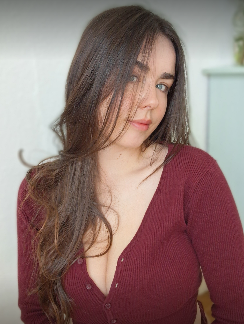 Evelyn Martinez - Golden Hour